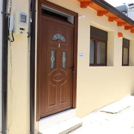 Comfort Apartment Berat Exterior photo